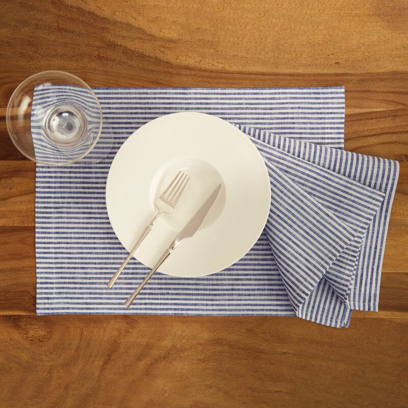 Solino Home Narrow Stripe 100% Linen Dinner Napkins &ndash; Set of 4, 20 x 20 in, Machine Washable, Holiday and Everyday Dining