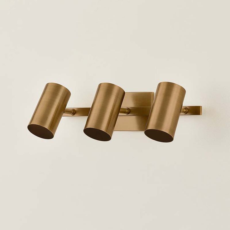 Rueben Bath And Vanity image number 4