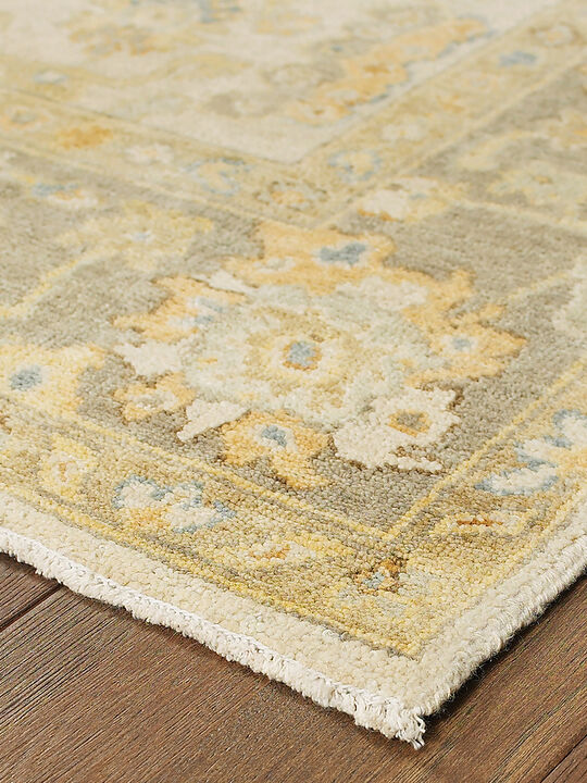 Palace 2'6" x 10' Beige Rug