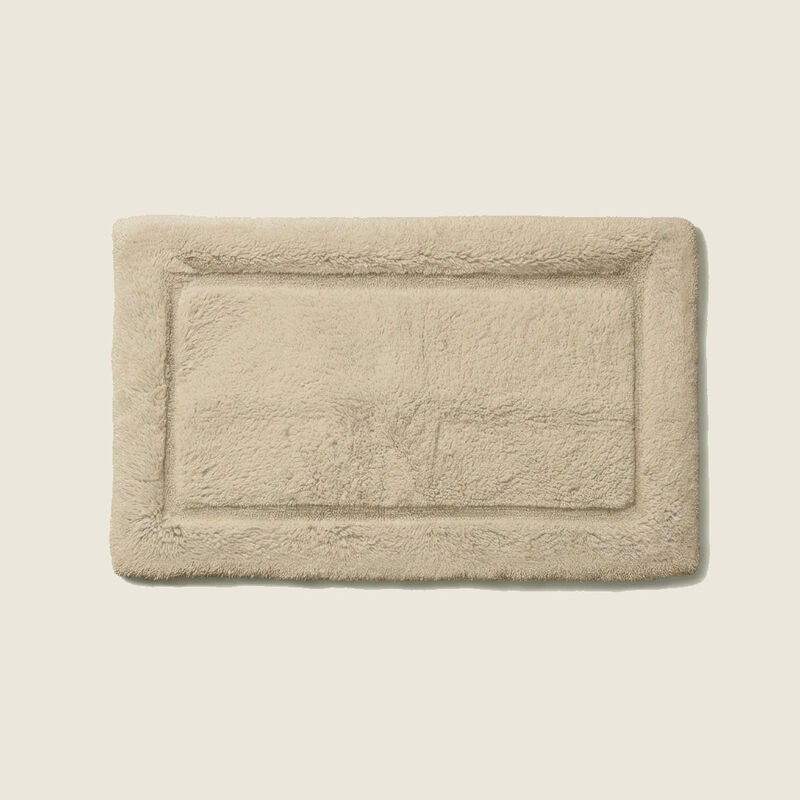 Ultraplush Skid-Resistant Bath Mat image number 0