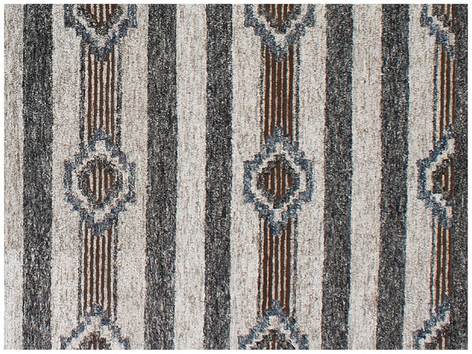 HomeRoots 5' X 8' Beige Abstract Geometric Hand Tufted Non Skid Area Rug