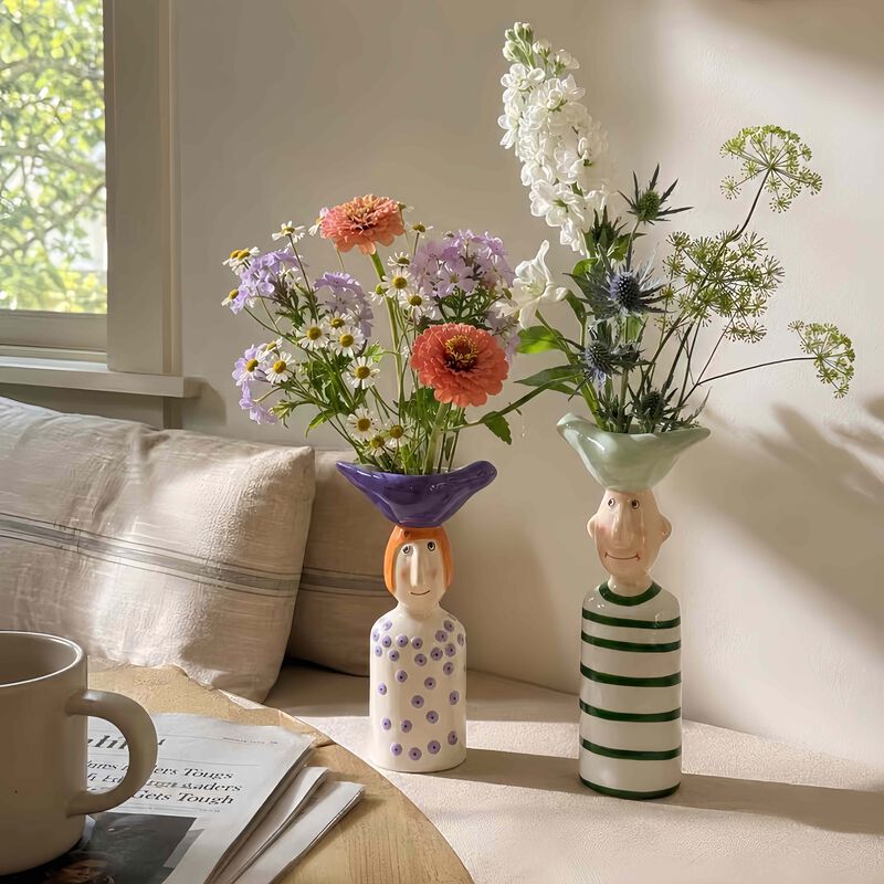 Couple Ceramic Flower Vase image number 4