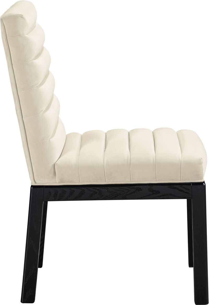 Meridian Furniture Evelyn Beige Velvet Dining Chair image number 3