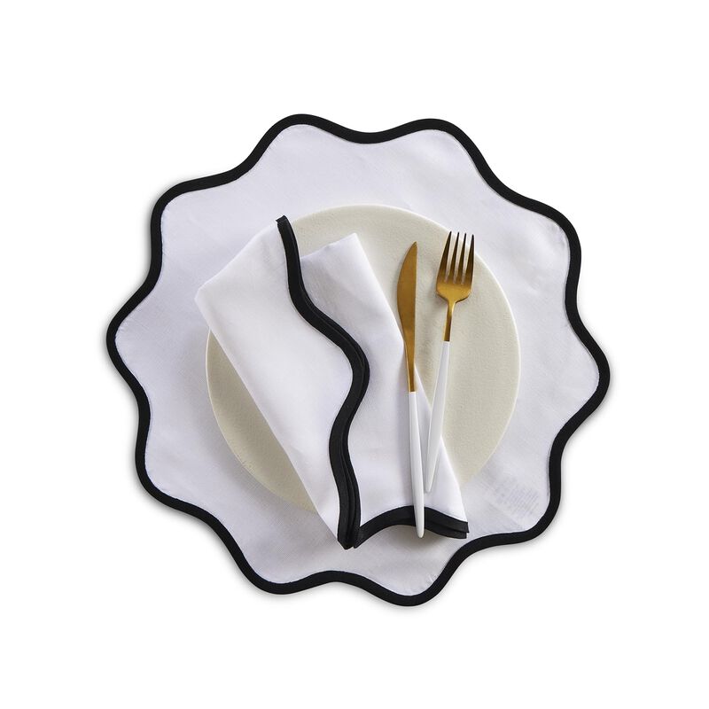 Solino Home 100% Pure Linen Dinner Napkins 20 Inch Round Set of 4 - Giselle Scallop Edge