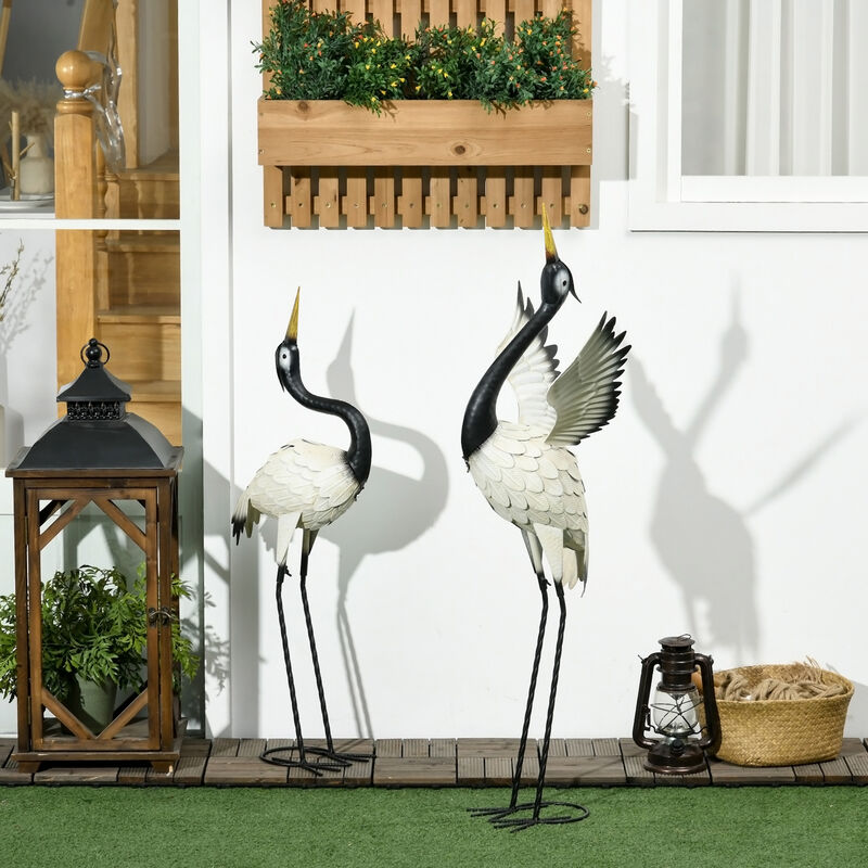 Outsunny Heron Garden Statues, 35.5" & 40.5" Standing Bird Sculptures, Metal Yard Art Decor for Lawn, Patio, Backyard, Landscape Decoration Set of 2, White & Black