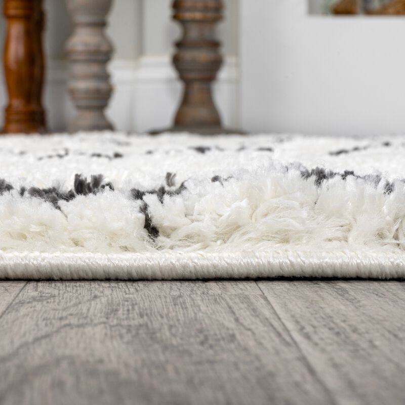 Calvia Moroccan Diamond Shag Area Rug