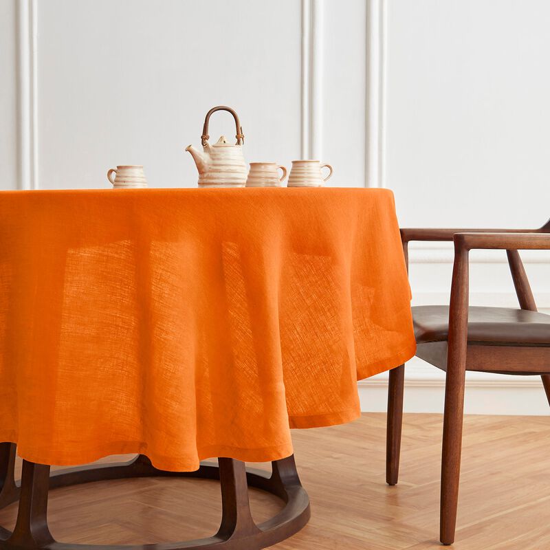 Solino Home Sonoma 100% Linen Round Tablecloth &ndash; Handcrafted, Machine Washable, Perfect for Holiday and Everyday Dining
