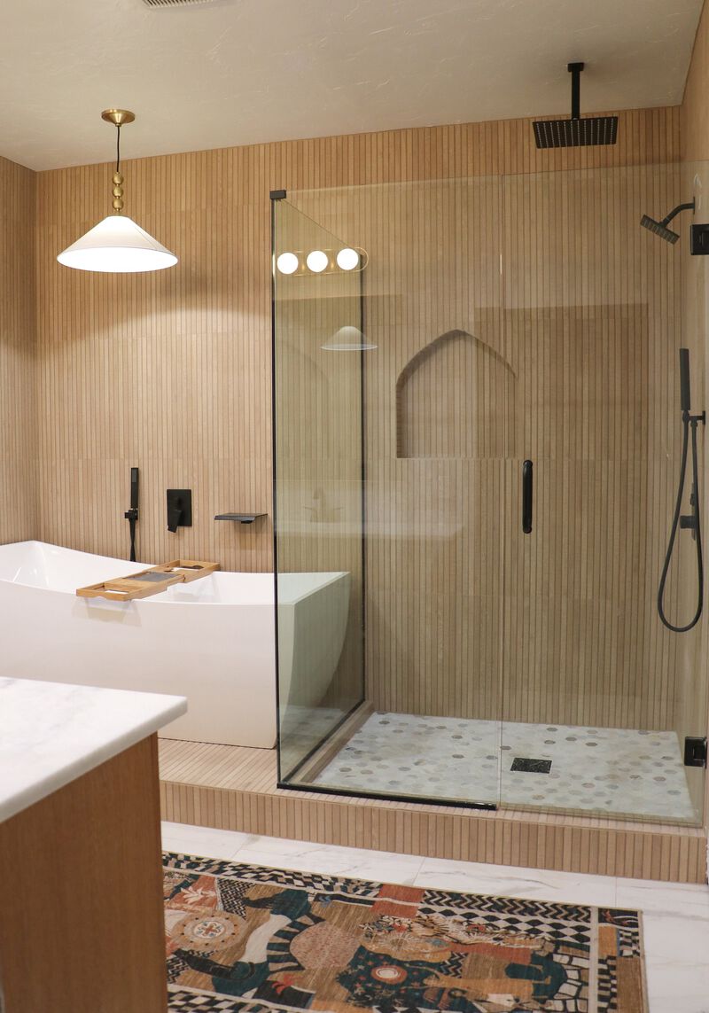 Amy Bath And Vanity image number 4