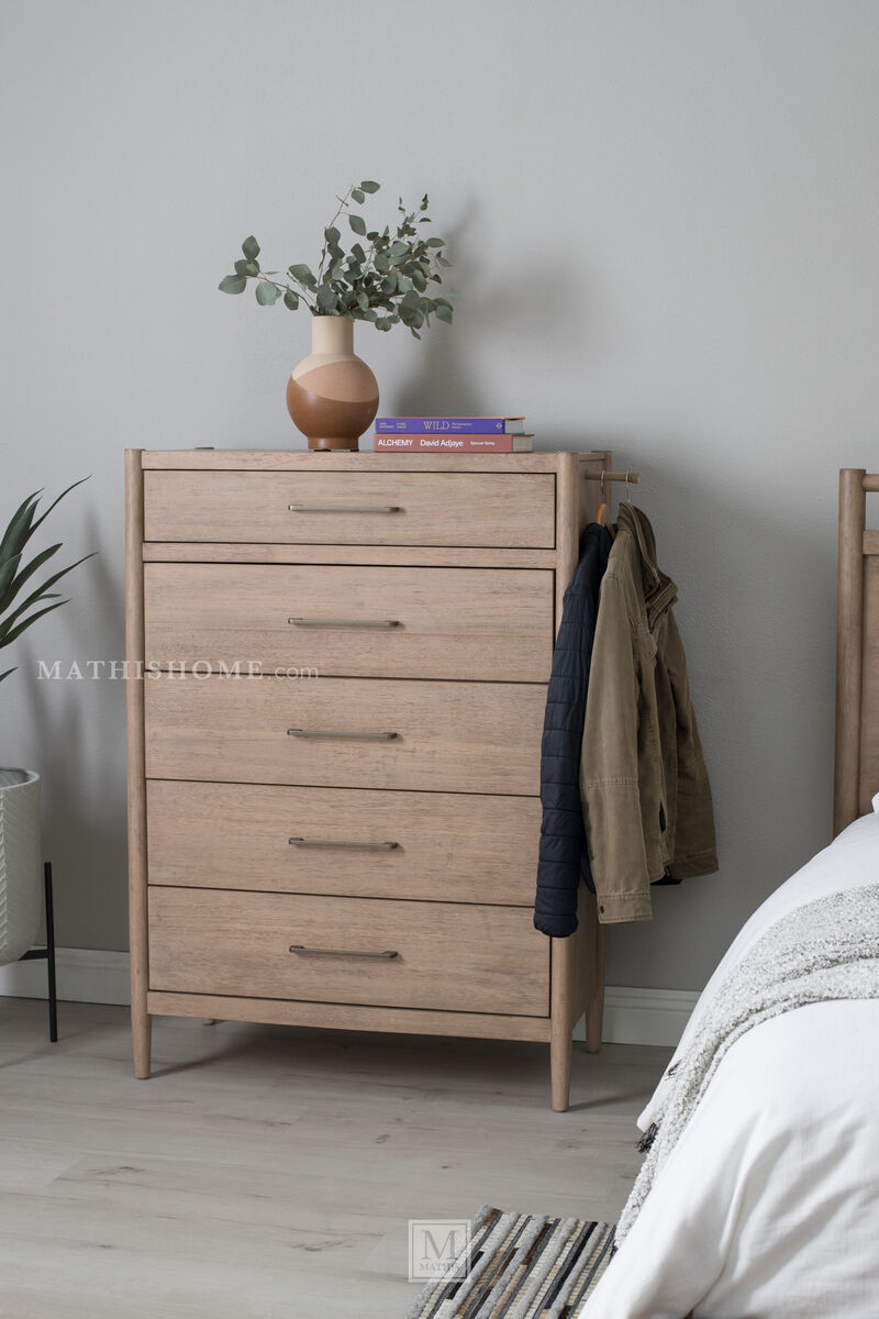 Shiloh 5-Drawer Chest