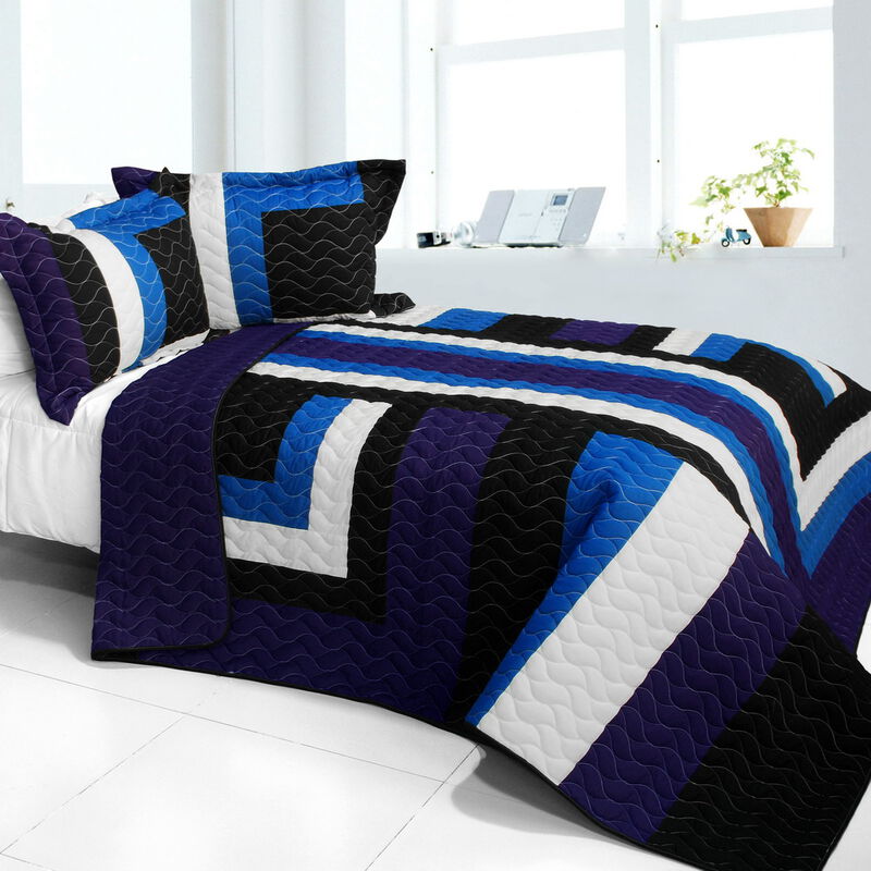 Vermicelli-Quilted Patchwork Quilt Set 3-Piece with Matching Pillow Shams image number 0