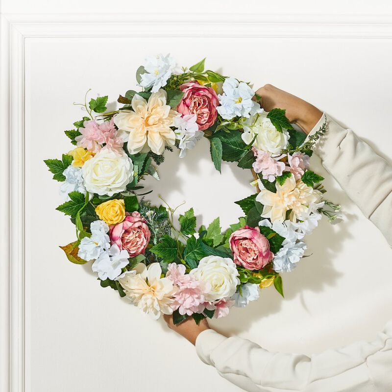 Faux Eucalyptus Wreath for Entryway or Living Room, All-Season Accent