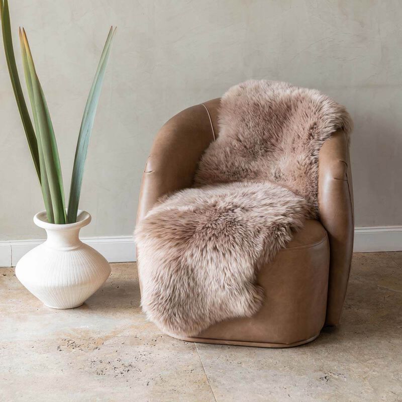 Genuine Sheepskin Rug "Duo" (1' 10" x 5' 11") &ndash; Soft & Fluffy Lambskin Rug - Made in Argentina.