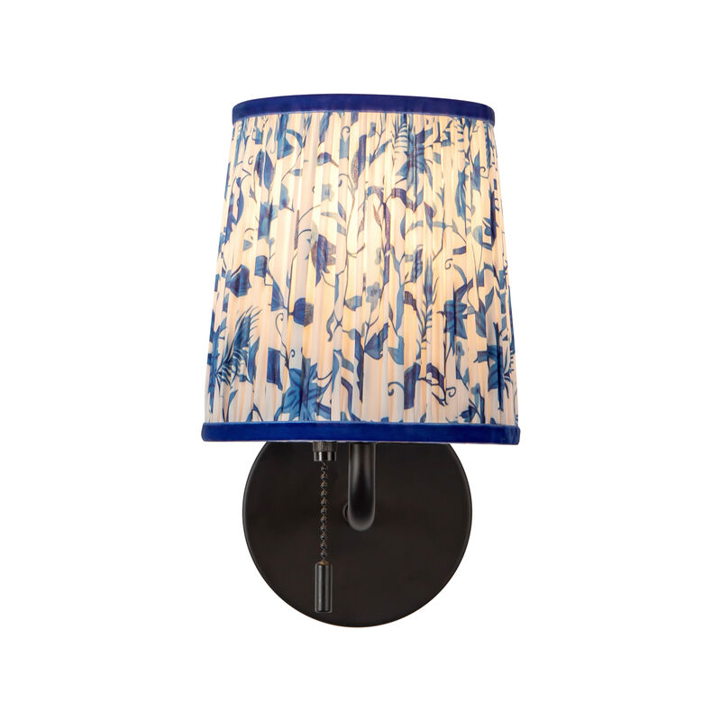 Scout 10-in Damp-Rated Wall/Vanity Light with Patterned Pleated Linen Shade image number 4