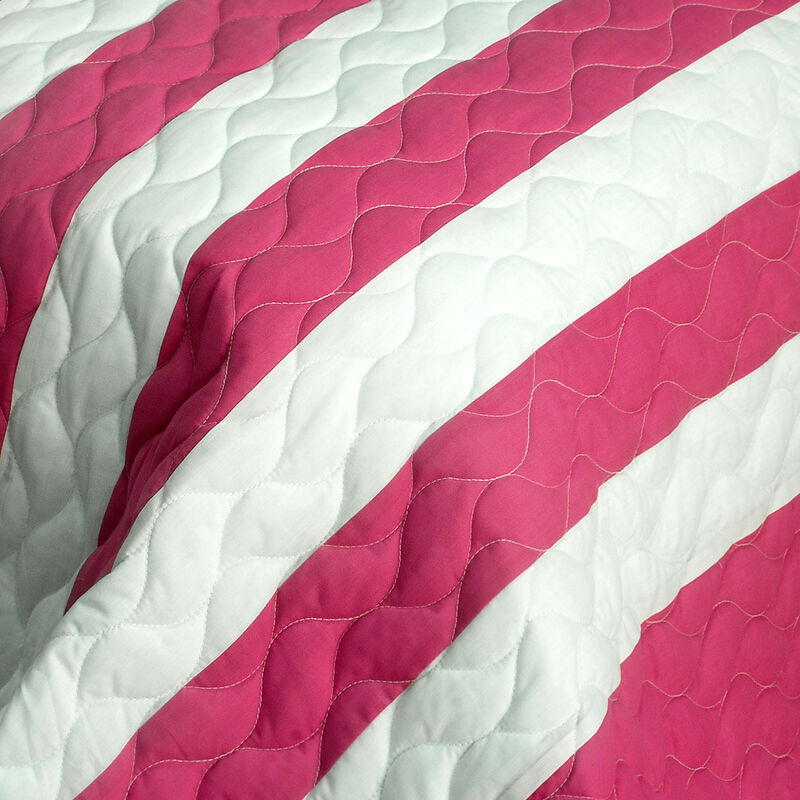 3-Piece Vermicelli Quilted Patchwork Quilt Set Soft Bedding image number 2