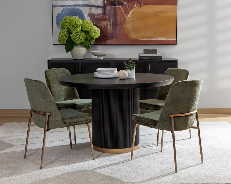 Averly Round Dining Table