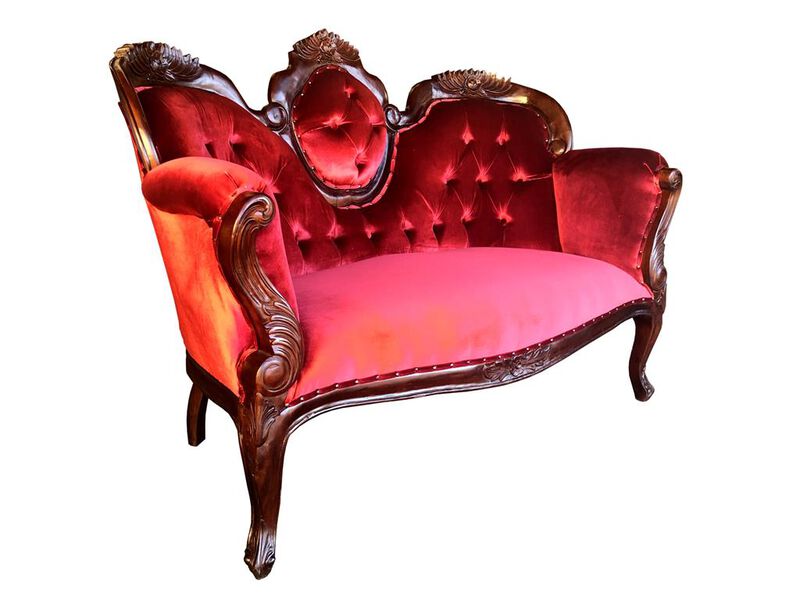 Hawkesbury Carved Loveseat