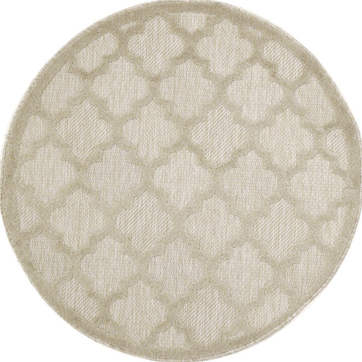 HomeRoots 4' Cream And Beige Round Geometric Indoor Outdoor Area Rug