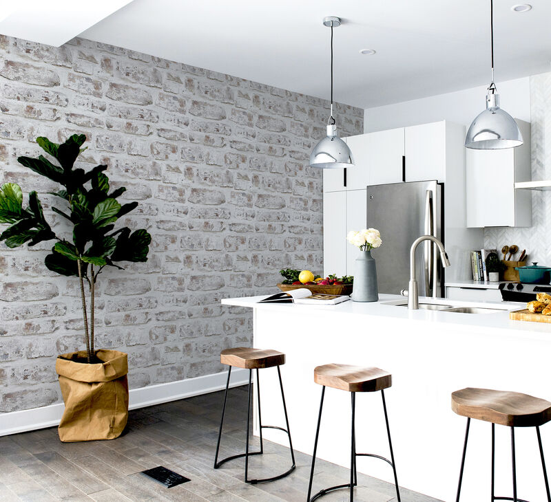 Domenic White Whitewashed Brick Wallpaper image number 4