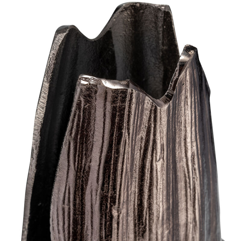 Metal Abstract Ridged Vase image number 4