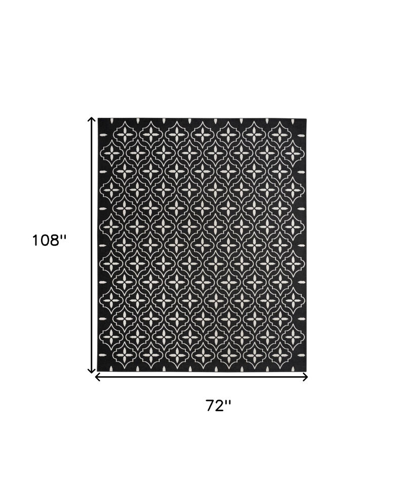 HomeRoots 6' X 9' Black And Ivory Geometric Indoor Outdoor Area Rug image number 4