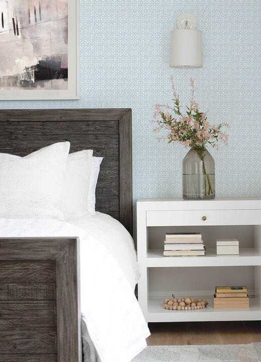 Jellia Blue Petal Geometric Wallpaper