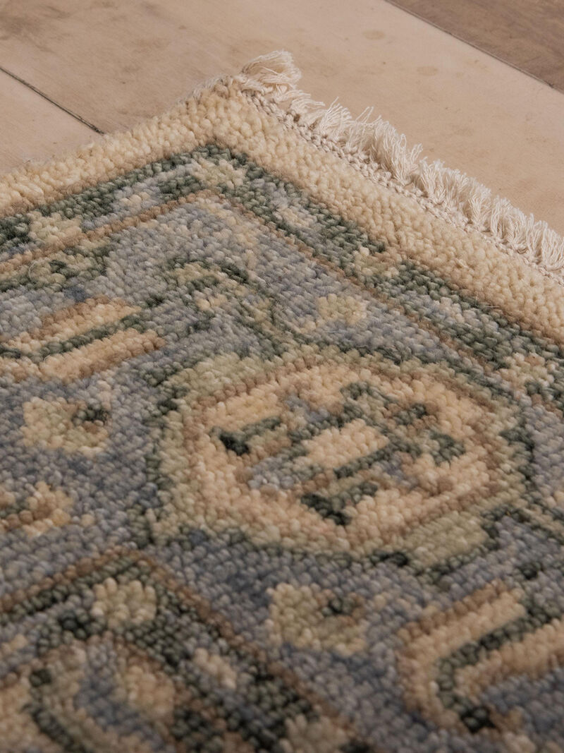 Hallmark HAL667 2' x 3'  Rug image number 3