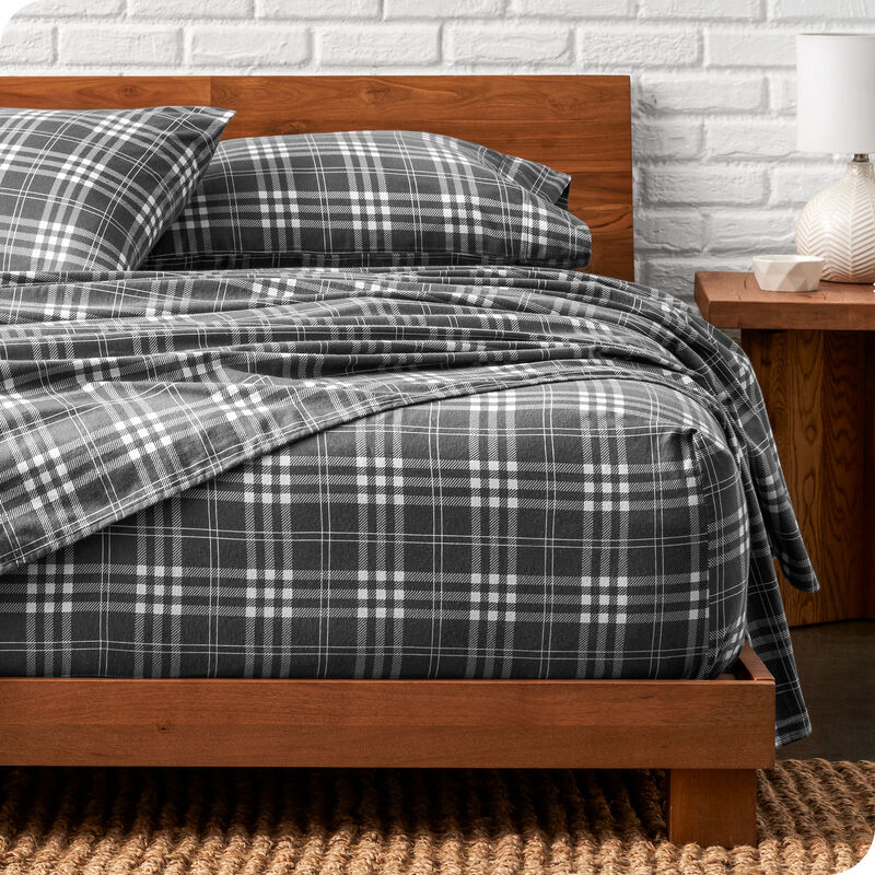 Soft & Cozy 100% Cotton Flannel Printed Pattern Sheet Set image number 3