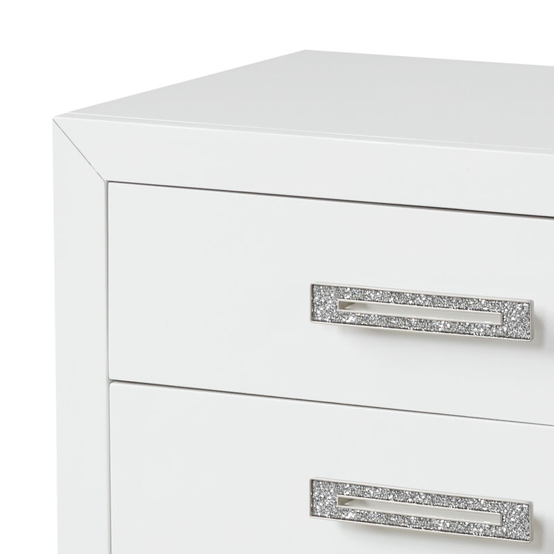 Selmoraine 3-Drawer Nightstand image number 7