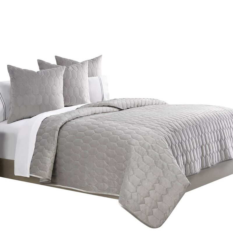 Michael Amini Affluent 4-Piece King Quilt Set - Dove image number 1