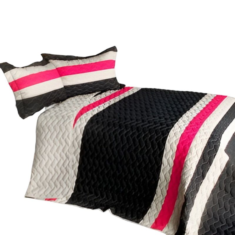 3-Piece Patchwork Quilt Set with Matching Pillow Shams image number 1