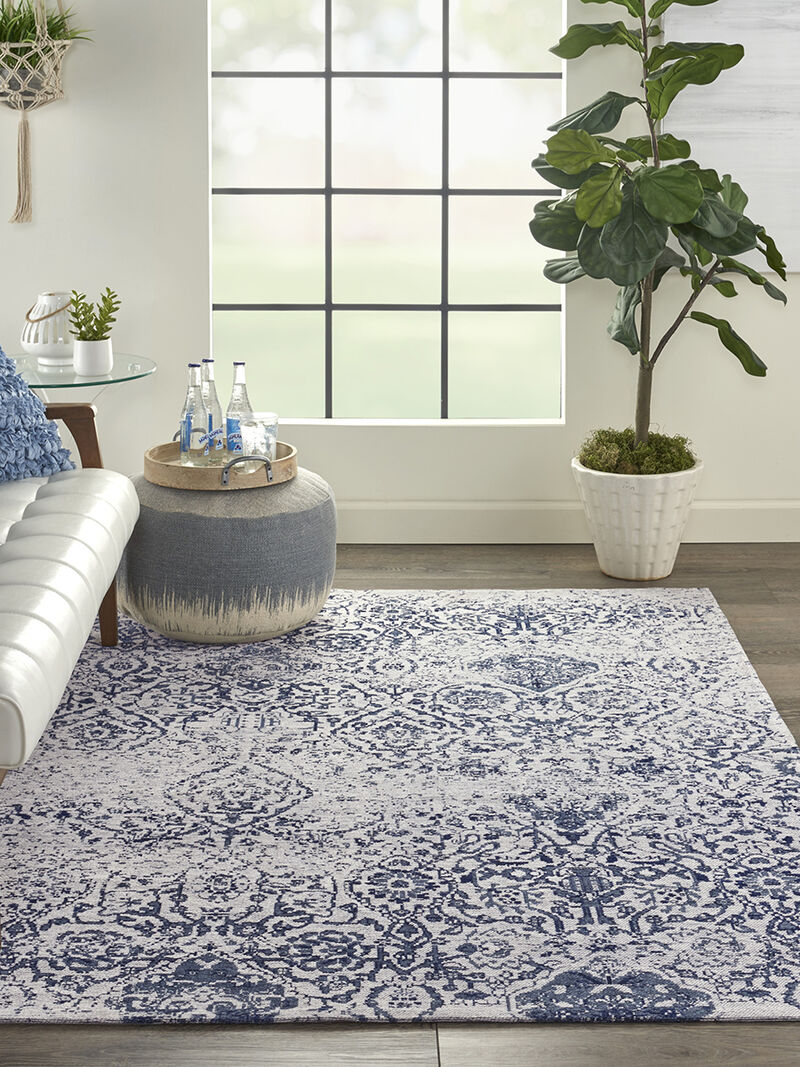 Damask DAS06 Ivory/Navy 3'6" x 5'6" Rug