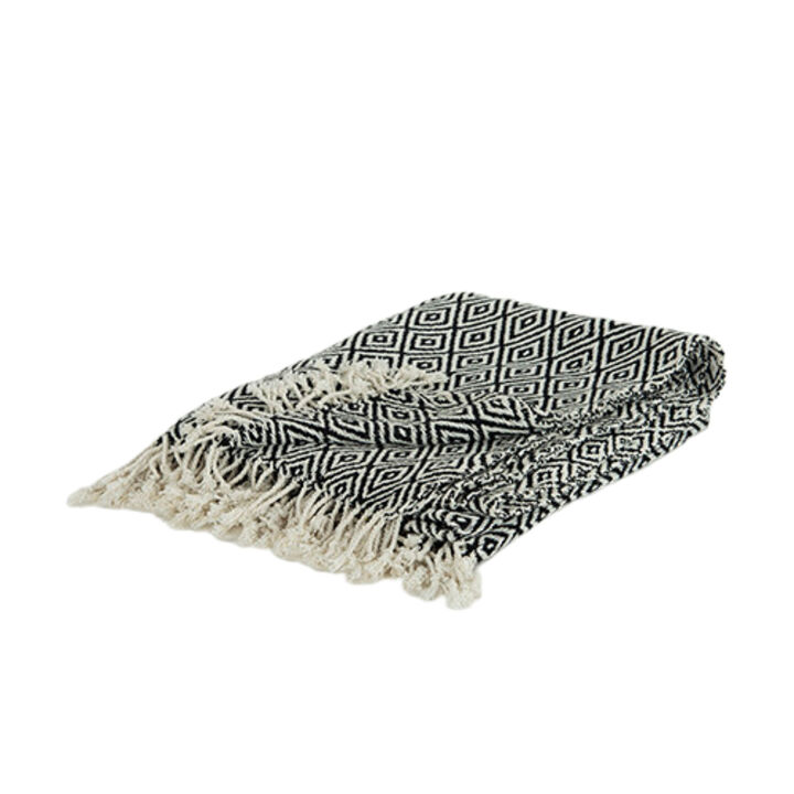 HomeRoots 50" X 60" Black And White Cotton Chevron Throw Blanket with Tassels