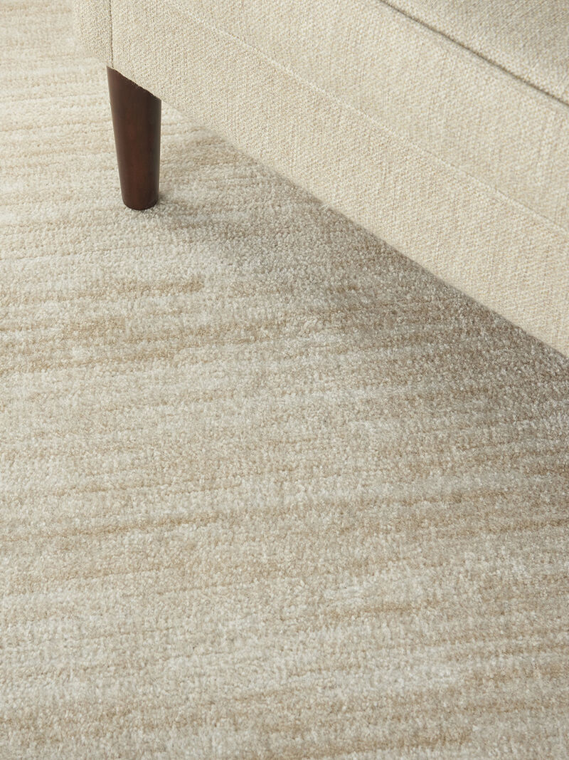 Nourison Essentials NRE01 Ivory/Beige 4' x 6' Rug