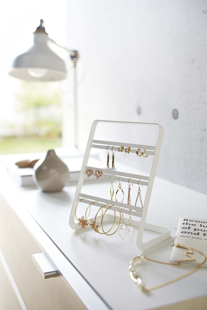 Earring Stand, White
