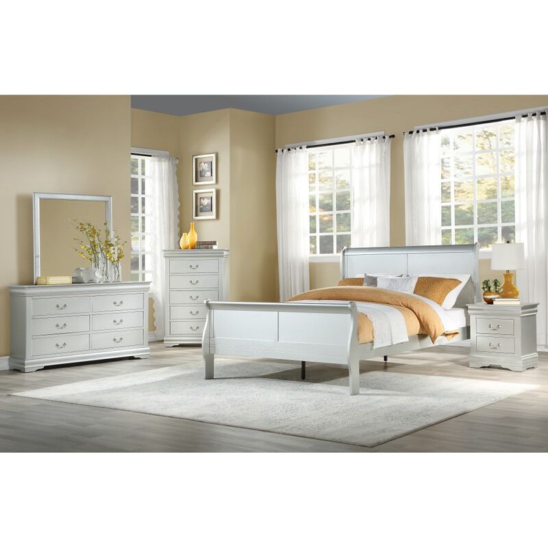 Louis Philippe Eastern King Bed in Platinum