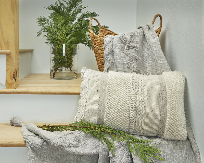 Standon Pillow (Set of 4) image number 1