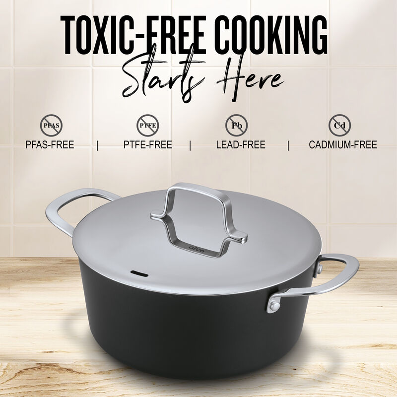 Alva Maestro Nonstick Ceramic Stock Pot with Lid 4.5Qt. - Easy to Clean, Oven Safe and Made without PFAS, PFOA & PTFE - Induction and All Stovetop Compatible with Even Heat Distribution