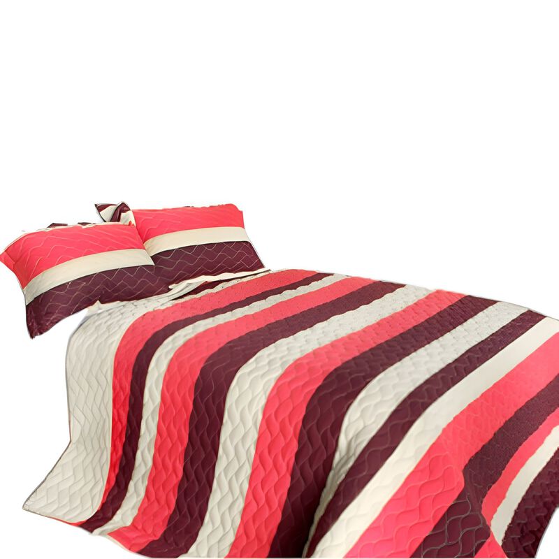 Queen Size 3-Piece Vermicelli Quilted Patchwork Quilt Set with Shams image number 1