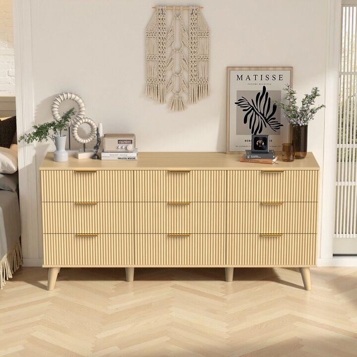 Skakke 9-Drawer Dresser
