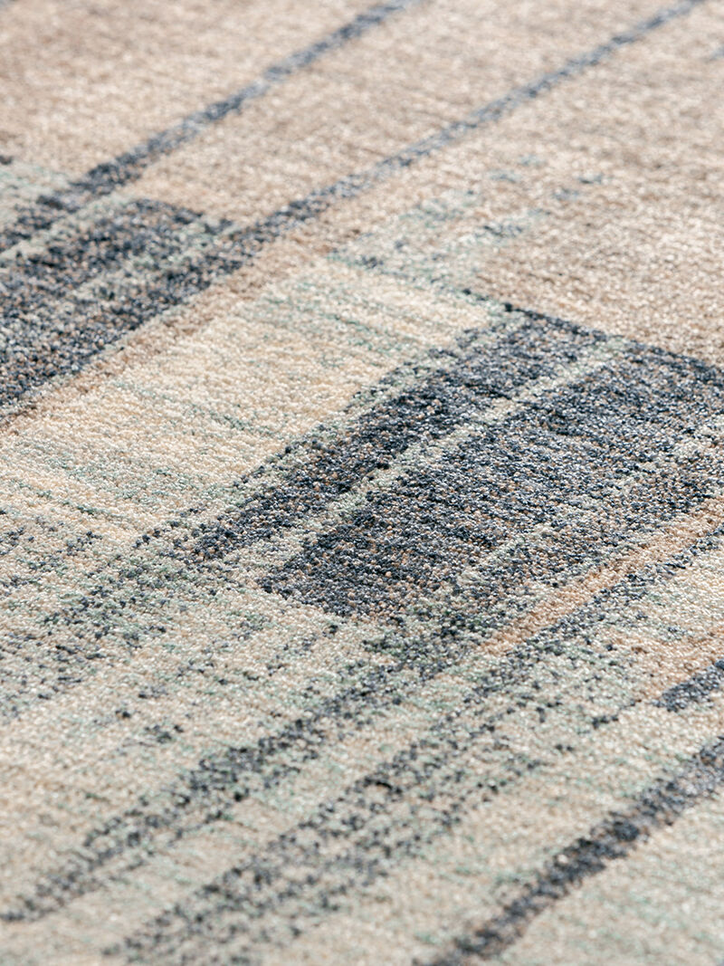 Neola NA11 Navy 3' x 5' Rug