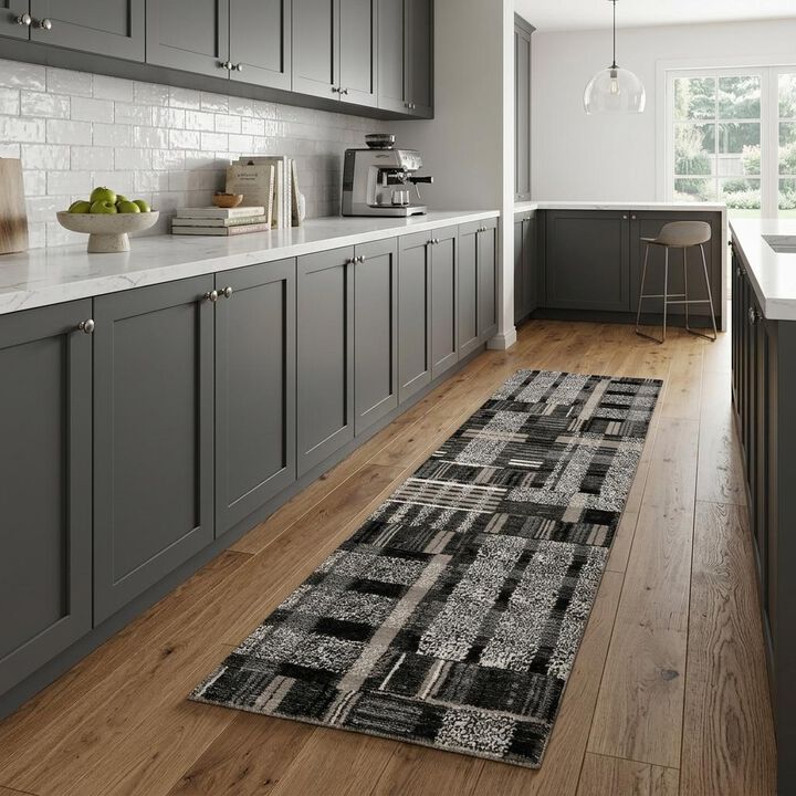 HomeRoots Geometric Runner Rug