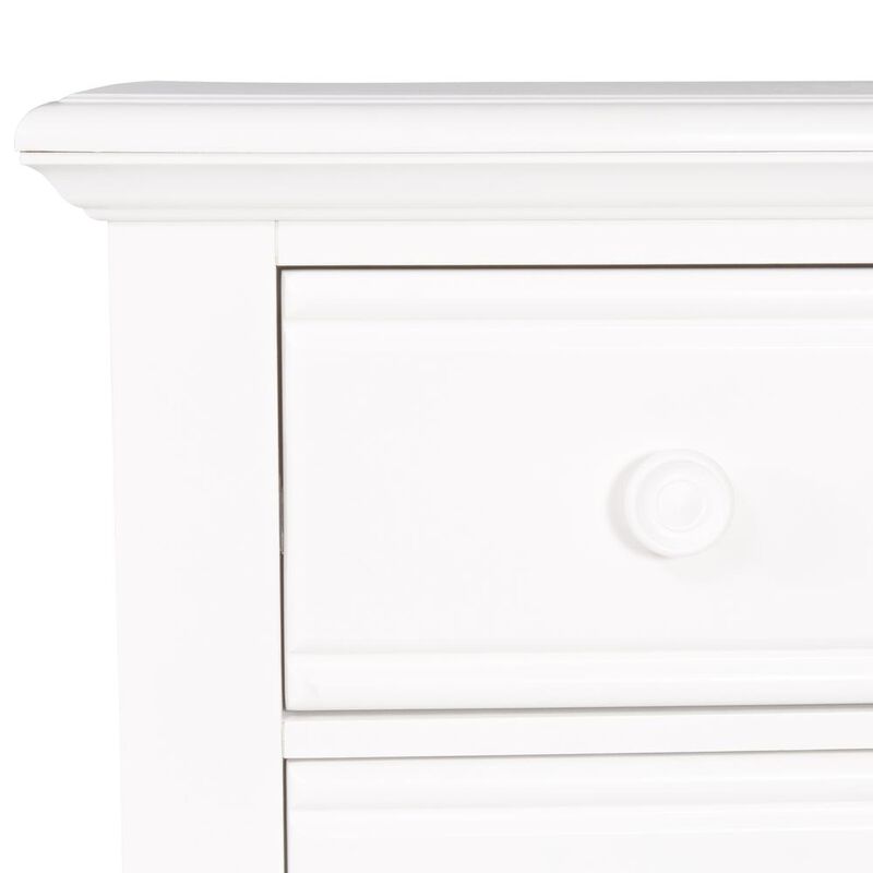 Liberty Furniture Summer House I 5 Drawer Chest in Oyster White image number 4