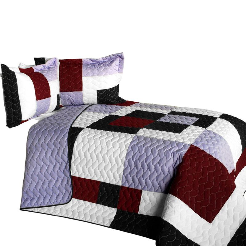 3-Piece Vermicelli Quilted Patchwork Quilt Set with Matching Shams image number 1