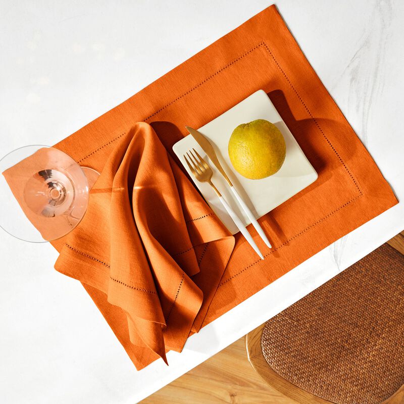 Solino Home Sonoma Hemstitch 100% Linen Placemats &ndash; Set of 6, 14 x 19 in, Machine Washable, Holiday and Everyday Dining