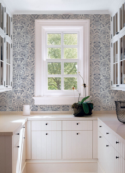 Blanche Blue Floral Damask Wallpaper