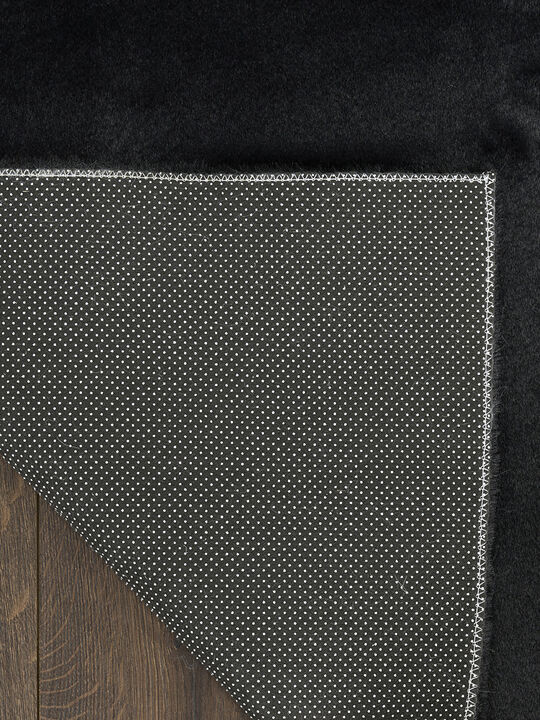 Soft Plush Rabbit Fur SFF01 Black 4' x 6' Rug
