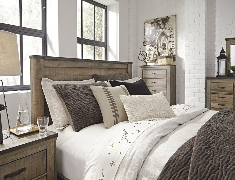 Trinell Queen Panel Bed image number 2