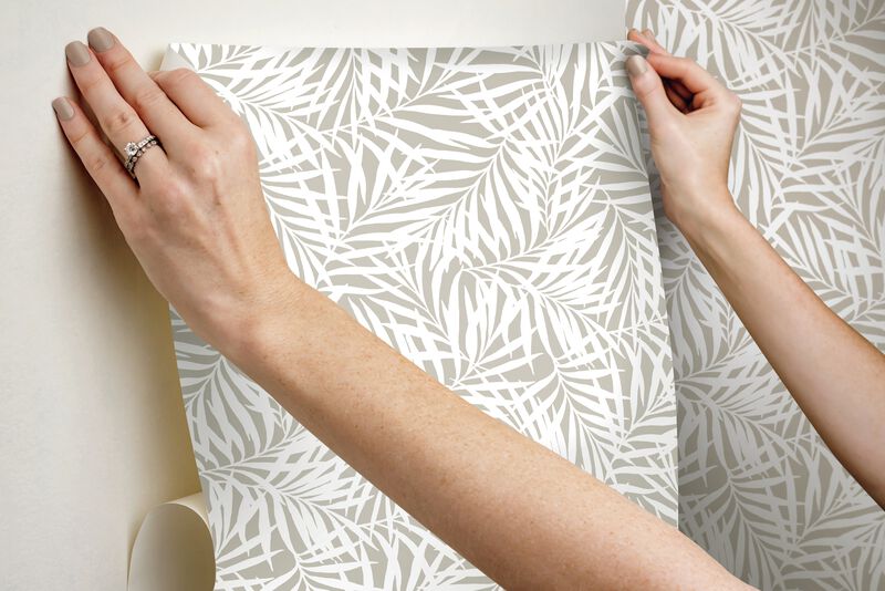 Oahu Fronds Off White Peel & Stick Wallpaper (Double Roll) image number 4