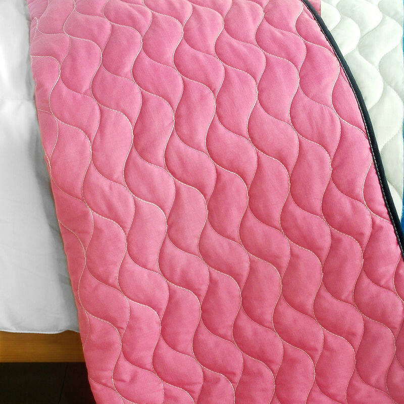 Queen Size 3-Piece Patchwork Quilt Set with Matching Pillow Shams image number 2