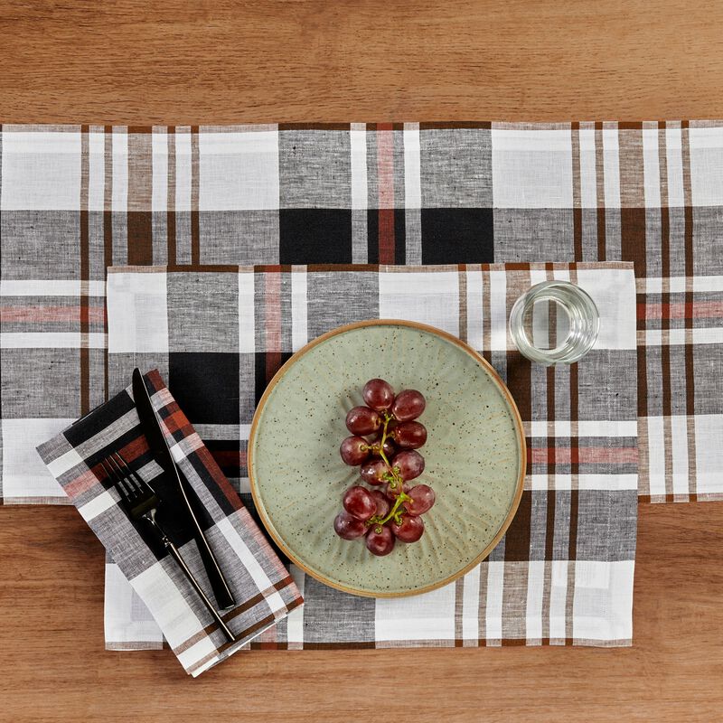 Christmas Linen Table Runner - Oxford Plaid, Solino Home